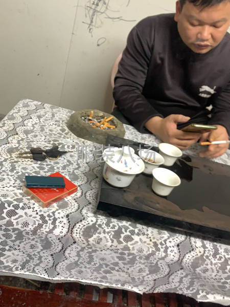 裁花边师傅一位，需熟悉有经验，包吃住，计码数-第1张图片