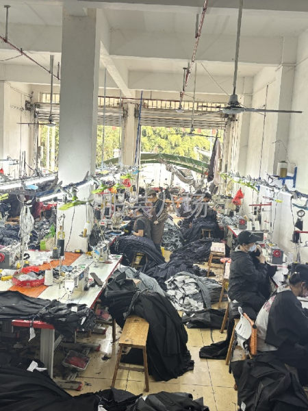 牛仔裤源头工厂-男装女装童装-第4张图片