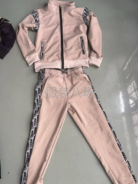 常年有活，招记件车工，记时，包月车工，工资准时，车位，锁边-第2张图片