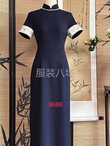 宠物服装、改良款旗袍，常年款式变化不大-第4张图片