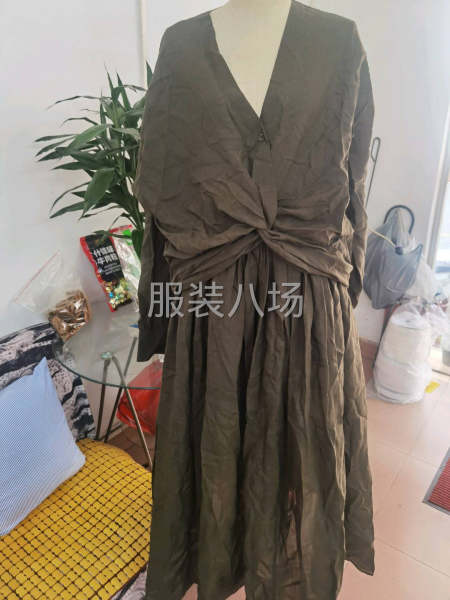 招时装加工厂-第1张图片