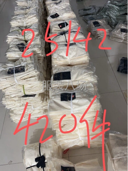 本厂长年国风，外套小杉裤子，马甲有没有量大的老板联系-第2张图片