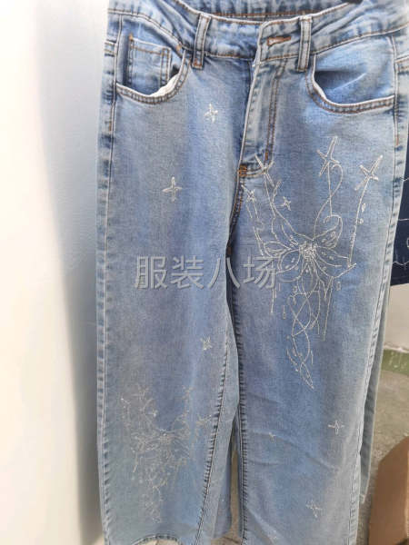 承接服装新工艺--服装点胶-第6张图片