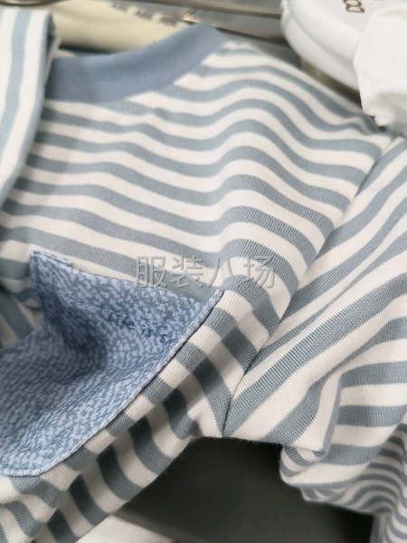 卫衣卫裤清加工精品流水线-第1张图片