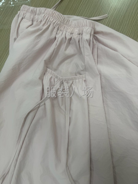 外放童装裤子-第1张图片