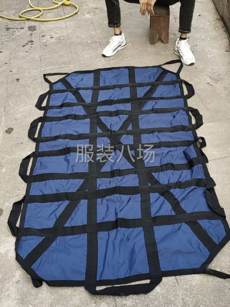 布袋，质量中等，缺点:就是大，优点:就是价高-第1张图片