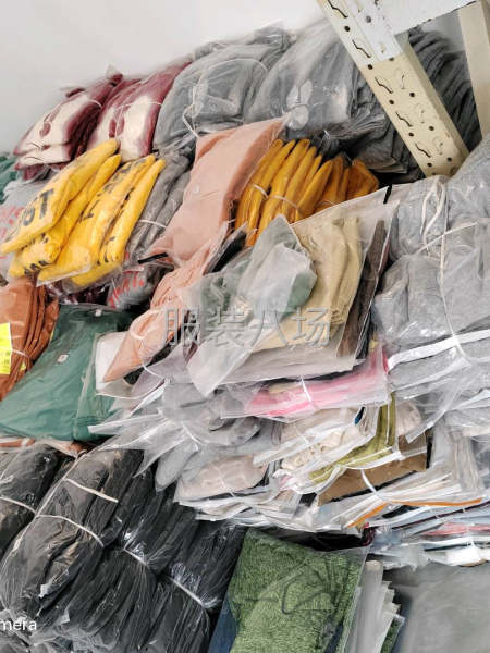 女装春秋款卫衣卫裤处理-第1张图片