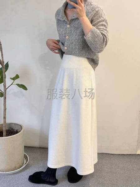 招半精品整件女裤车位10名-第1张图片