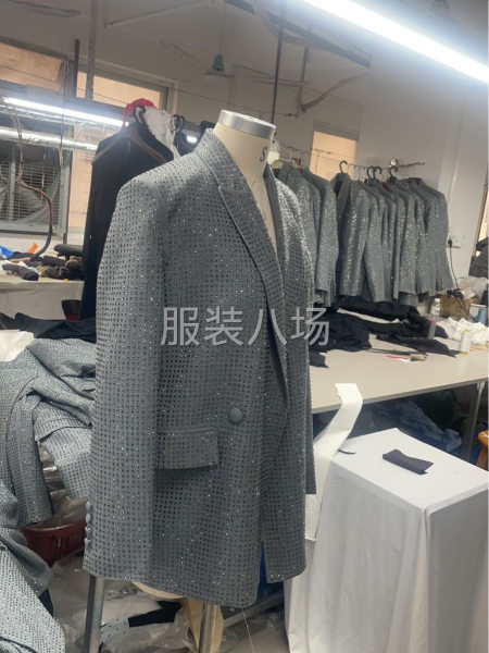 景朗服饰竭诚与您合作。-第2张图片