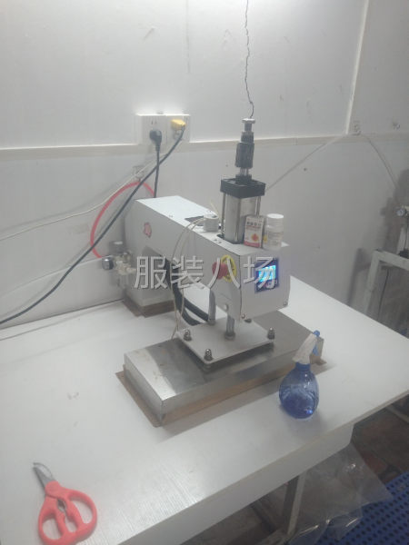 普宁本地 烫画机转让 15×15上下温 20×50带蒸汽功能-第2张图片