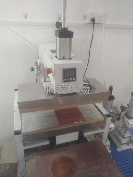 普宁本地 烫画机转让 15×15上下温 20×50带蒸汽功能-第3张图片