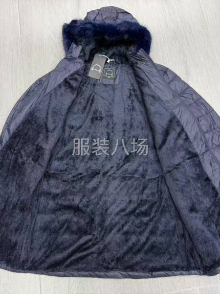 4800件长款欧美原单女装棉衣处理，装箱-第4张图片