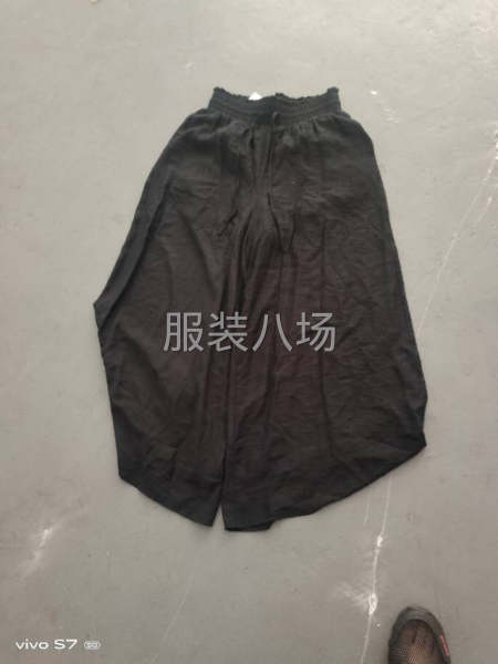 大量货外发 裤子 衬衣 园领 裙子-第1张图片
