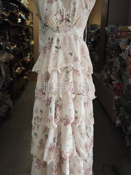 连衣裙裁片加工，最好包头尾-第1张图片