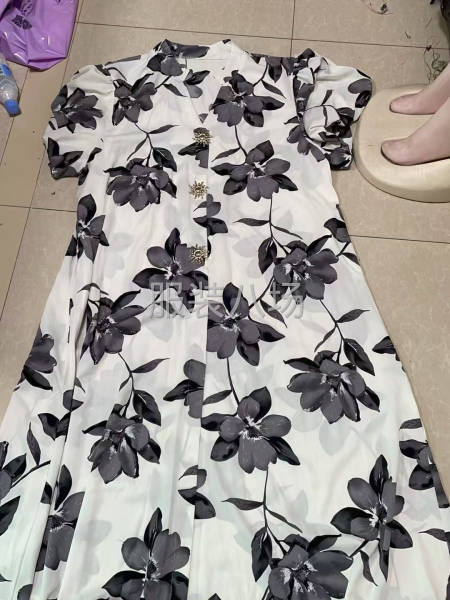 外贸单连衣裙．以发裁片为主-第1张图片