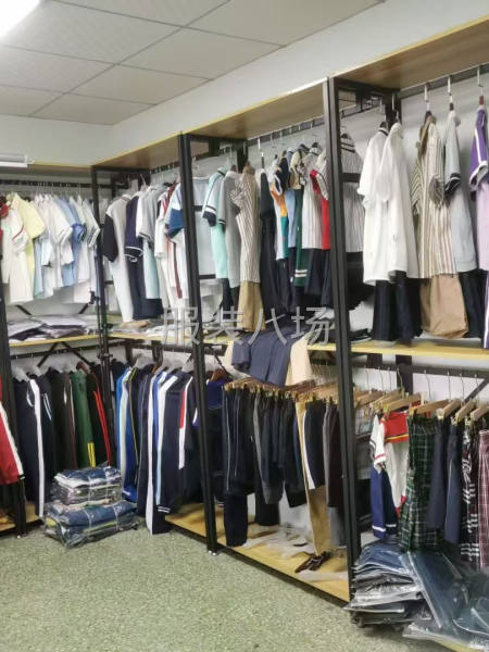 300方电梯空厂房无转让费出租-第2张图片