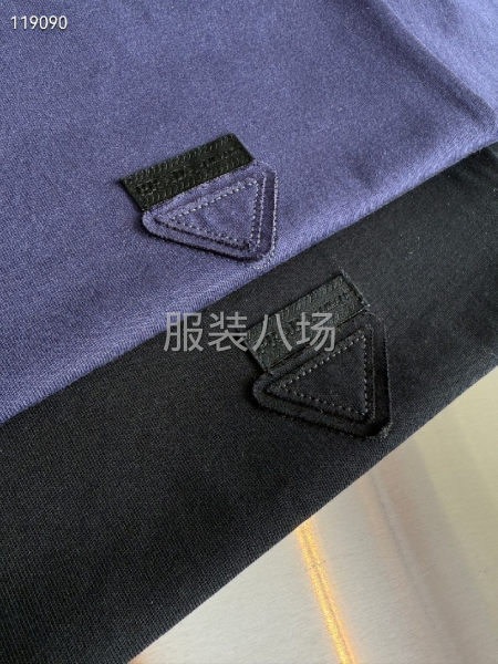 新品纯棉假两件短袖T恤  刺绣三角标l-第8张图片