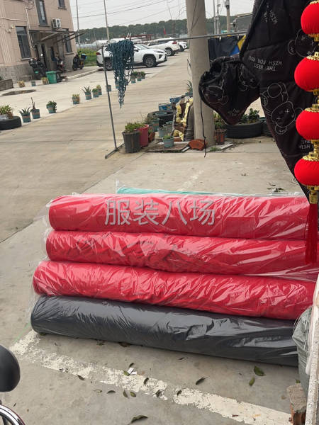 主要做针织衣服，常年四号桥外贸村货！出货快质量好-第1张图片