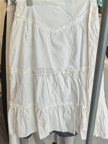 女装裙子类 小单快返模式 能做到联系我-第1张图片