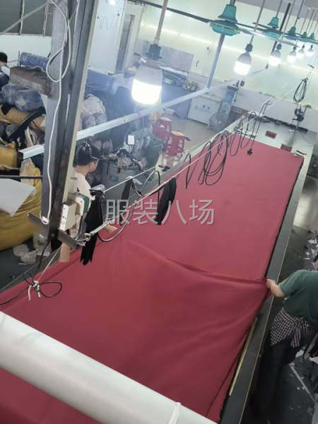 服装厂承接加工。大小单都可-第1张图片