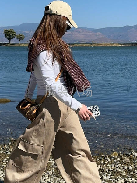 长期做高品质服装和裤子 找有打板封样改版能力的加工厂长期合作-第1张图片