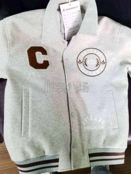 夫妻对，工厂都可以接，单款500来件，棒球服2250件一个款-第1张图片