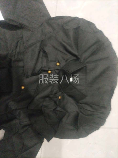 寻找附近能生产这种类型服装的工厂。-第2张图片