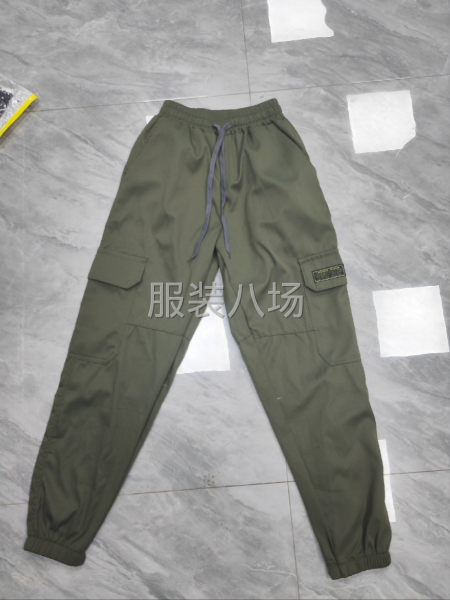 长期有风衣外套，工装裤，休闲裤 T恤外发-第3张图片