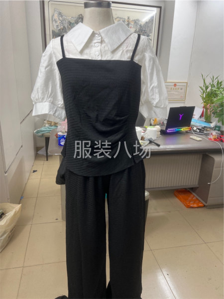 大量梭织针织衣服，款式简单，结账准时-第9张图片