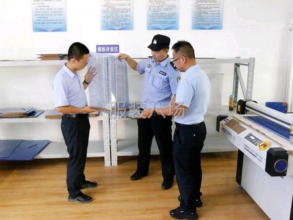 郑州监区服装针织梭织  家居类 箱包 帽子加工区，品质有保证-第2张图片