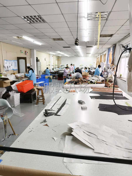 服装代加工，承接淘宝 抖音 订单，质量保证，按时交货。-第1张图片