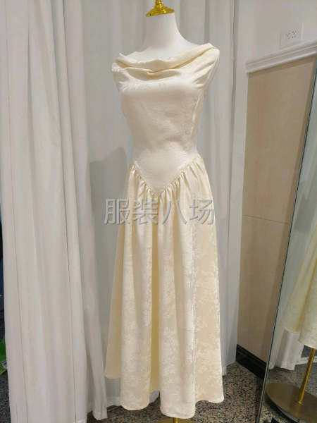 承接抖音小红书连衣裙出售-第7张图片