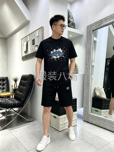 圆领短袖T恤衫宽松版型后-第5张图片