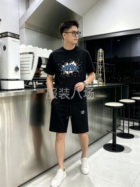 圆领短袖T恤衫宽松版型后-第7张图片