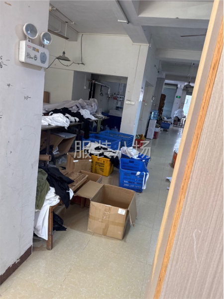 生产中针织厂转让，四线，冚车平车齐全，裁床尾部，烫床配备齐全-第1张图片