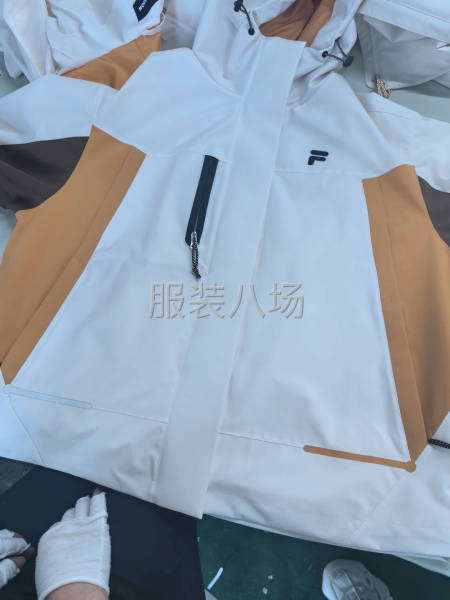 招聘熟练缝纫工40名，计时24 ／小时，包吃包住-第1张图片