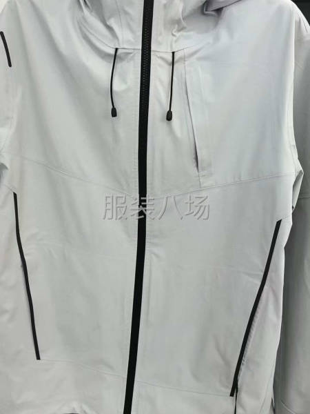 招聘熟练缝纫工40名，计时24 ／小时，包吃包住-第2张图片
