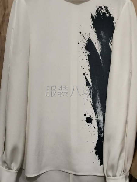 承接精品女装-第1张图片