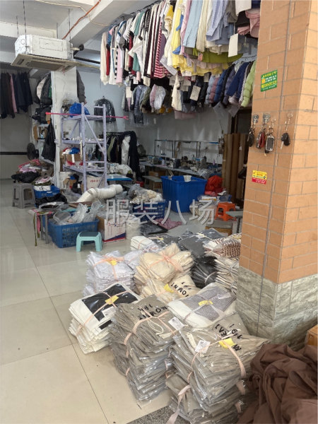 专业生产网店半精品四季款女装50件以上都能做-第3张图片