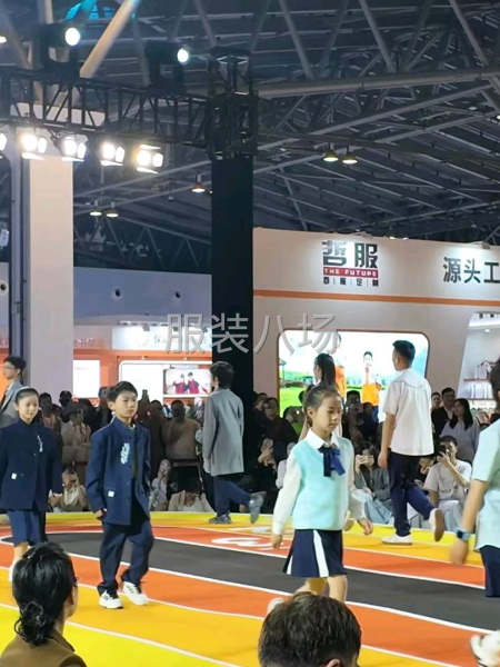 贵州知名校服厂，大量承接加工单-第2张图片