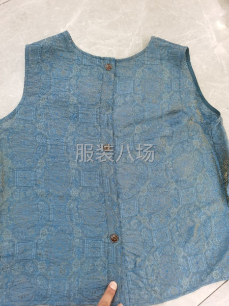 小衫，裤子，大量外发-第1张图片