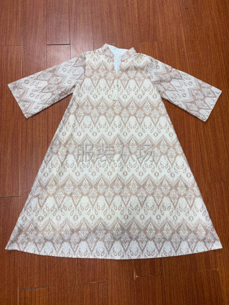 本公司主要做中东服装生产和设计，现找能做女装裙子的加工厂合作-第1张图片