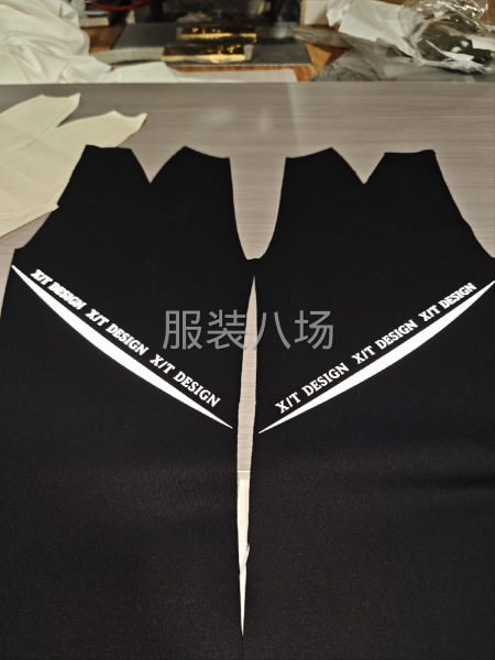 承接服装压胶，压花，烫画烫钻，高频，激光切割，冷切，模具雕刻-第2张图片
