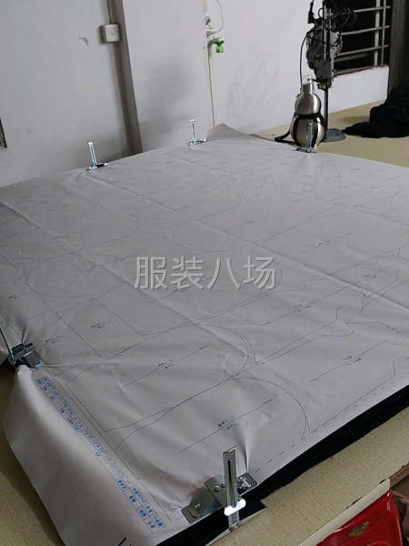 承接各种精品半精品服饰加工-第2张图片