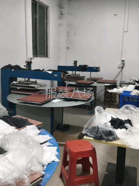 加工绣花裁片内衬压朴，压图，烫钻-第1张图片