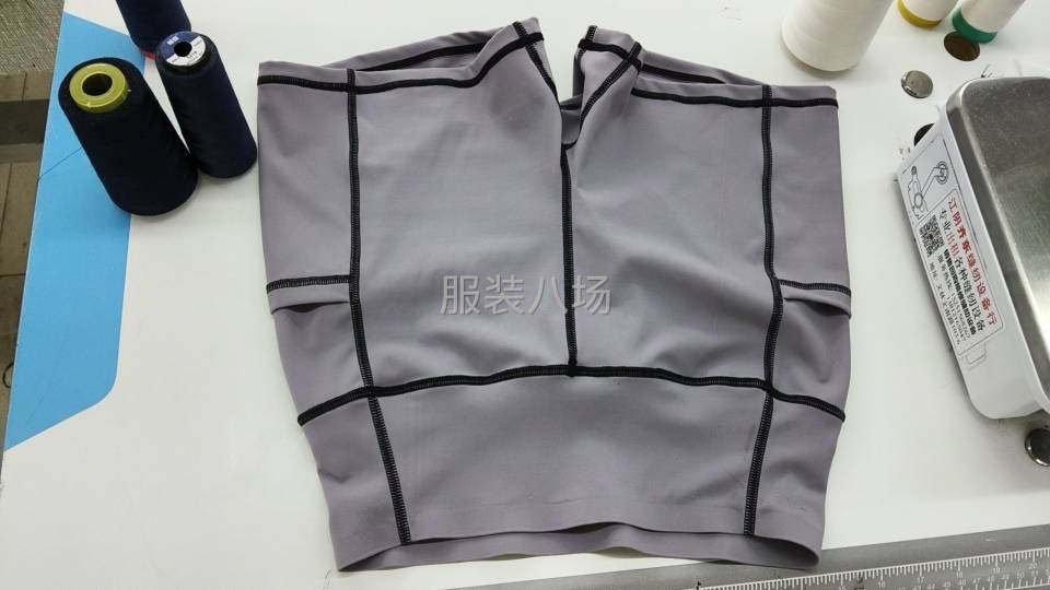 本厂承接针织类所有衣服和裤子，户外裤子，四针六线保暖衣。-第2张图片
