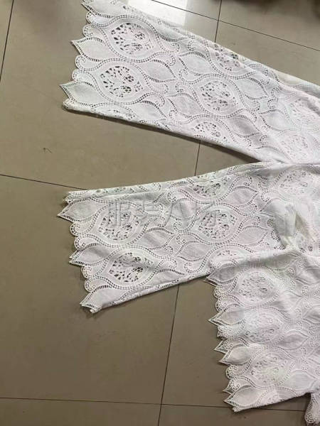 1000套中东单外发-第2张图片