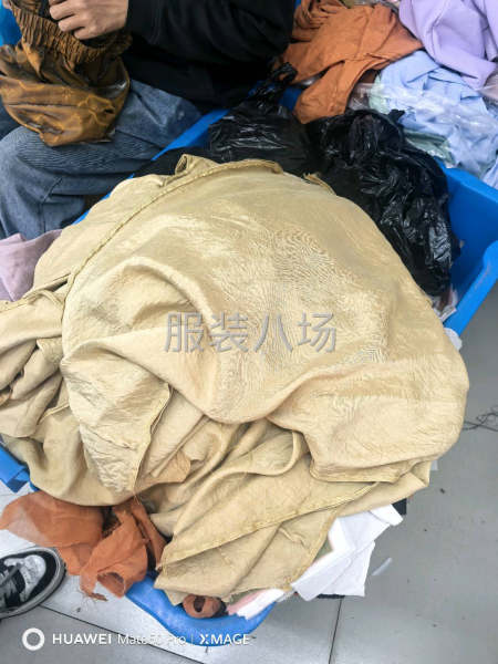 可靠肯干，对服装懂-第2张图片