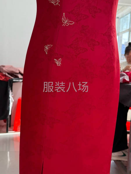 专业加工红装旗袍  新中式  国风   连衣裙  裤子-第7张图片