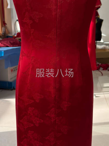 专业加工红装旗袍  新中式  国风   连衣裙  裤子-第2张图片